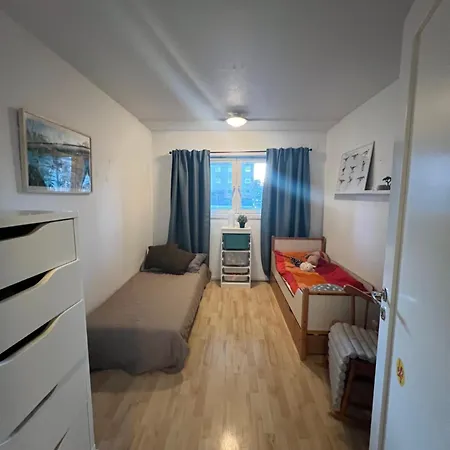 4-room With Balcony